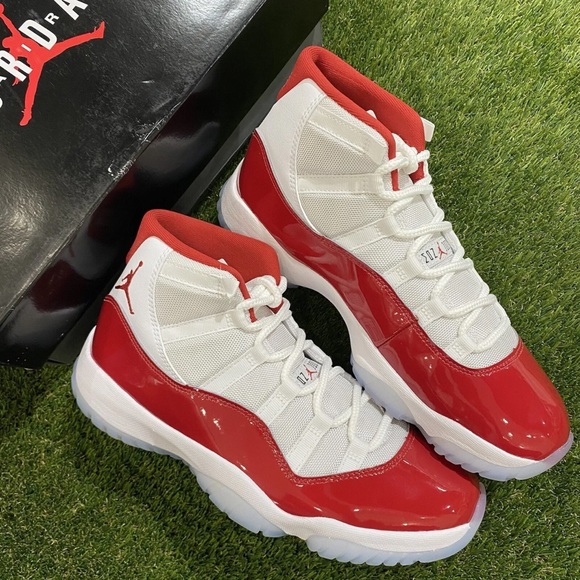 Air Jordan 11 ‘Cherry’